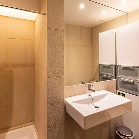 Lägenhet Well-located With Smart Space